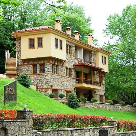 Roes Suites Káto Loutrákion Extérieur photo